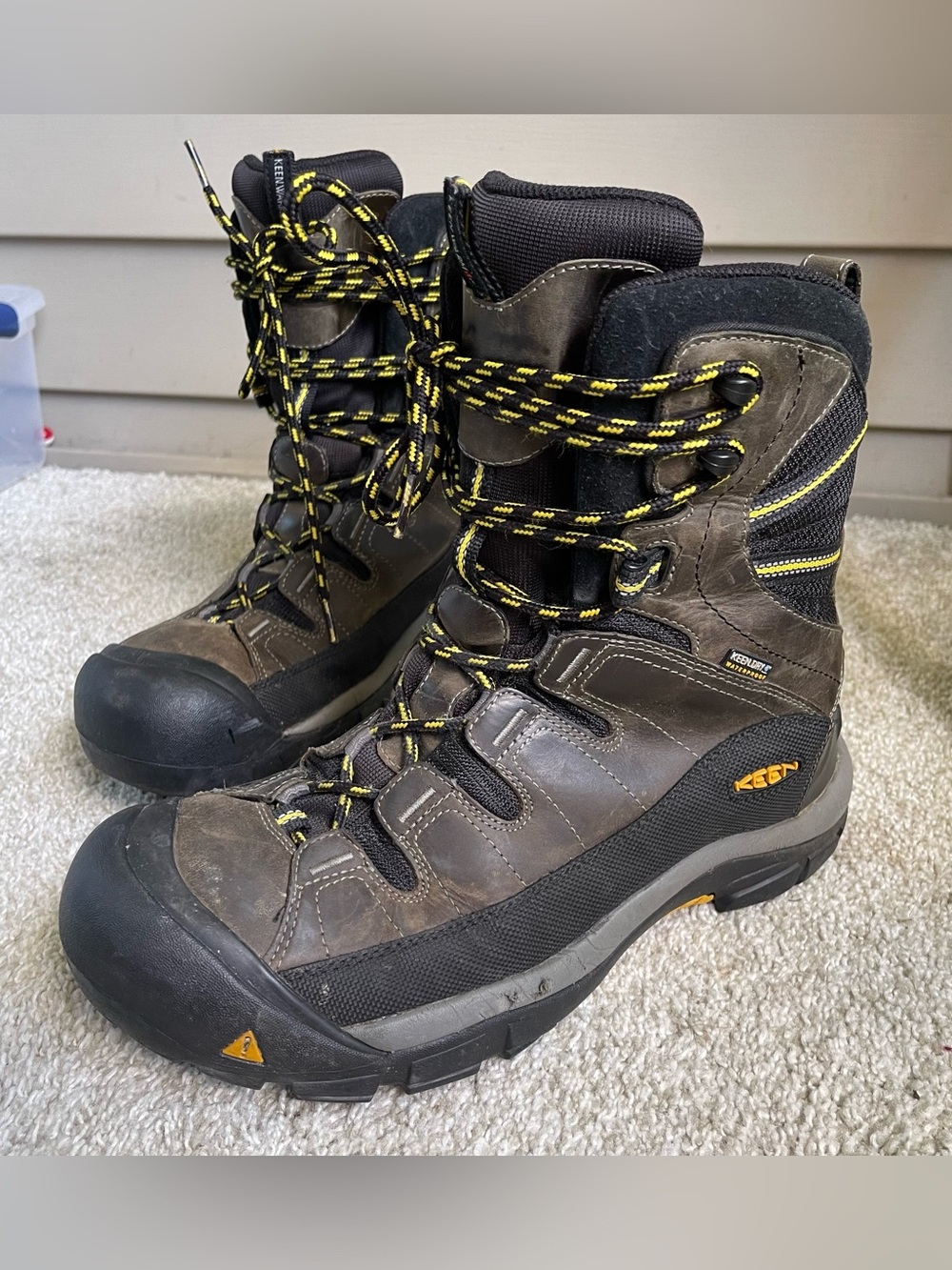 KEEN Men's 11 Summit County Waterproof Winter Boots Thermal Insoles 1002646